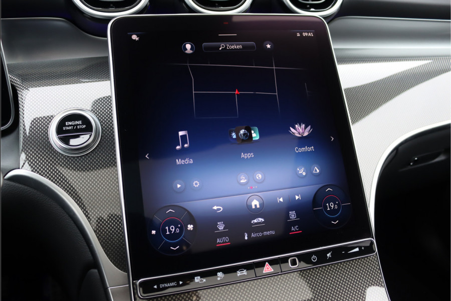 Mercedes-Benz GLC Coupé 300e 4MATIC Premium AMG Line | Distronic+ | Burmester | Memory | Trekhaak | Panoramadak | Surround Camera | Keyless Go | Digital Light | Rijassistentiepakket+ |