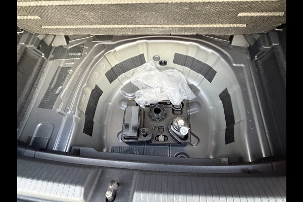 Volkswagen Polo 1.0 TSI Life Cruise control/PDC/Apple carplay-Android auto