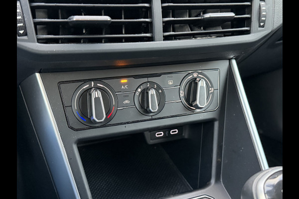 Volkswagen Polo 1.0 TSI Life Cruise control/PDC/Apple carplay-Android auto