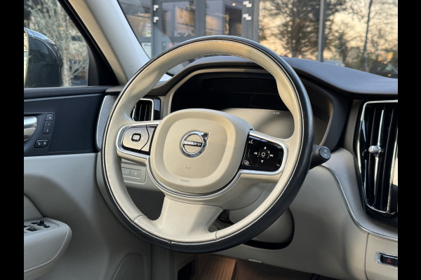 Volvo XC60 2.0 T8 Twin Engine AWD Inscription Luchtvering/Trekhaak/Pano/Leer/LED