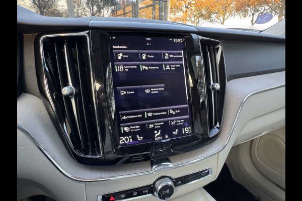 Volvo XC60 2.0 T8 Twin Engine AWD Inscription Luchtvering/Trekhaak/Pano/Leer/LED
