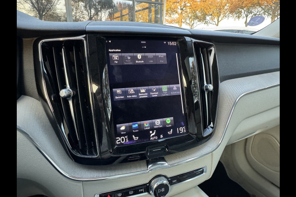 Volvo XC60 2.0 T8 Twin Engine AWD Inscription Luchtvering/Trekhaak/Pano/Leer/LED