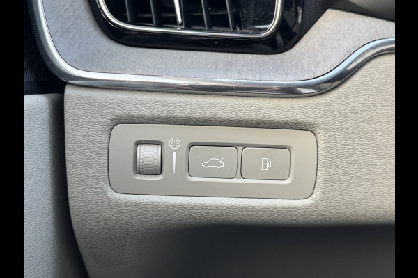 Volvo XC60 2.0 T8 Twin Engine AWD Inscription Luchtvering/Trekhaak/Pano/Leer/LED