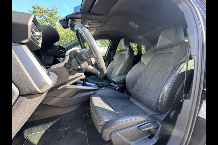 Audi A3 Sportback 30 TFSI edition one LED/Virtual/Sportstoelen/Clima/Navi/Cruise