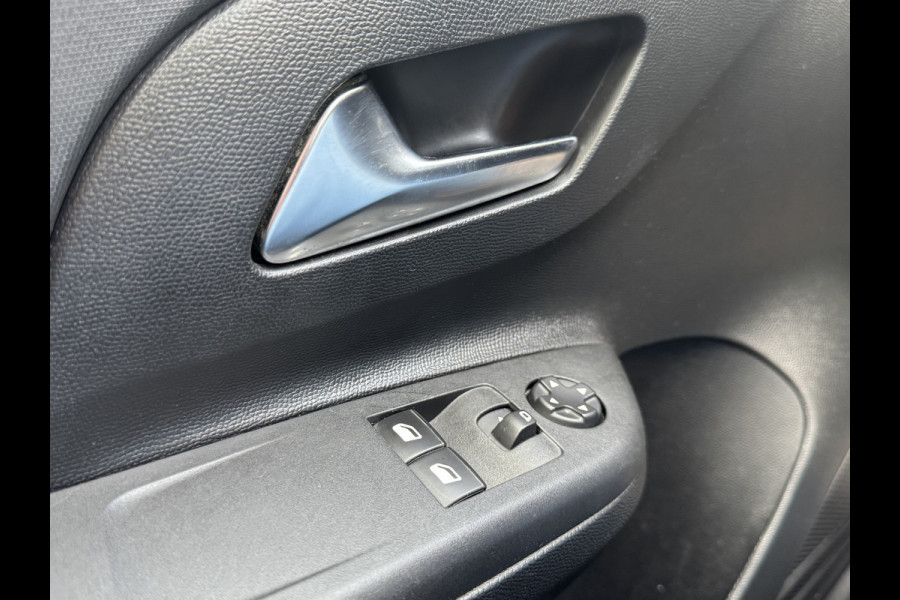 Opel Corsa 1.2 Edition Airco/Cruise control/Elk-pakket/Audio/CV