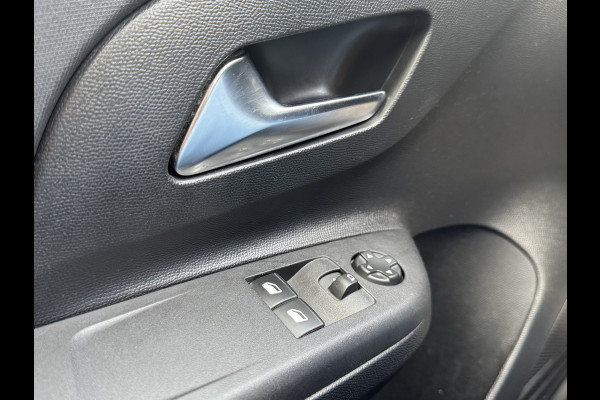 Opel Corsa 1.2 Edition Airco/Cruise control/Elk-pakket/Audio/CV