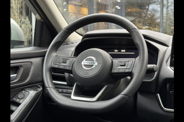 Nissan QASHQAI 1.3 MHEV Premiere Edition Panoramadak/Trekhaak/Clima/LED/Cruise/LM-Velgen