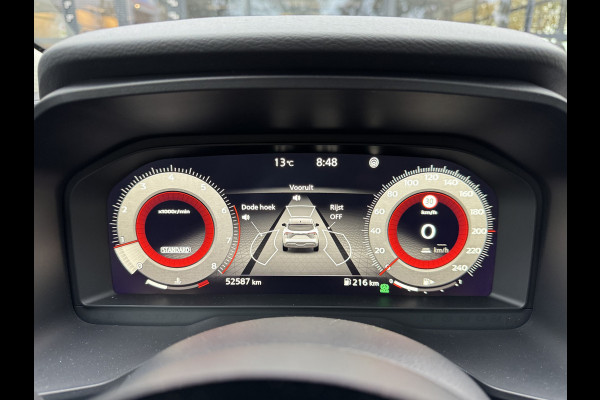 Nissan QASHQAI 1.3 MHEV Premiere Edition Panoramadak/Trekhaak/Clima/LED/Cruise/LM-Velgen