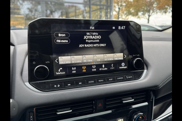 Nissan QASHQAI 1.3 MHEV Premiere Edition Panoramadak/Trekhaak/Clima/LED/Cruise/LM-Velgen