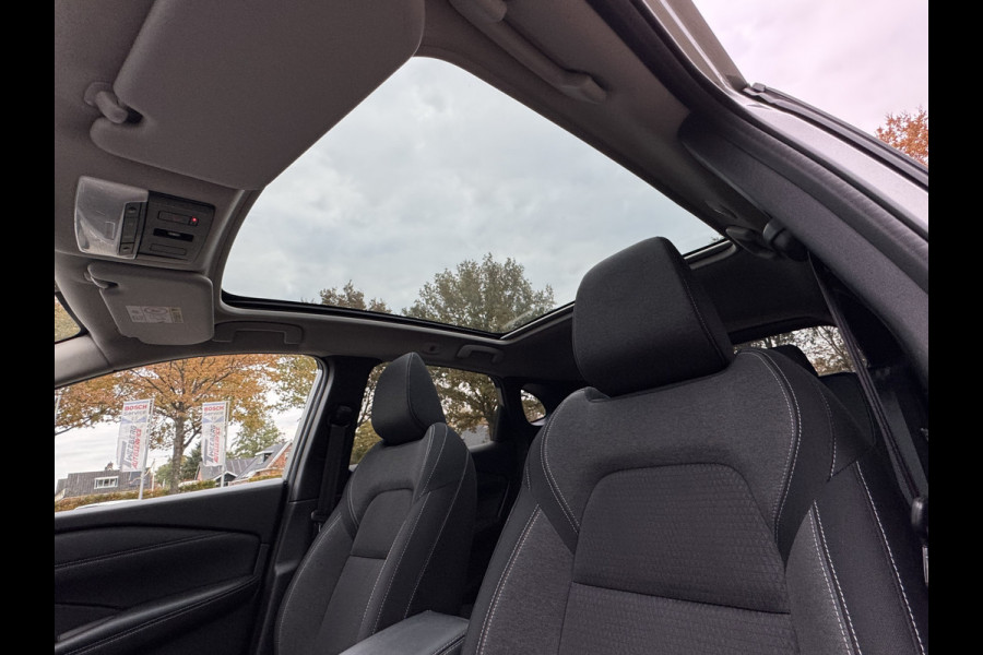 Nissan QASHQAI 1.3 MHEV Premiere Edition Panoramadak/Trekhaak/Clima/LED/Cruise/LM-Velgen