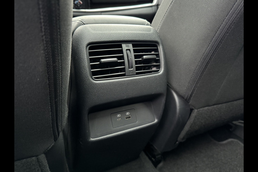 Nissan QASHQAI 1.3 MHEV Premiere Edition Panoramadak/Trekhaak/Clima/LED/Cruise/LM-Velgen