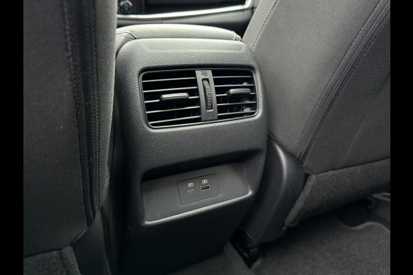 Nissan QASHQAI 1.3 MHEV Premiere Edition Panoramadak/Trekhaak/Clima/LED/Cruise/LM-Velgen