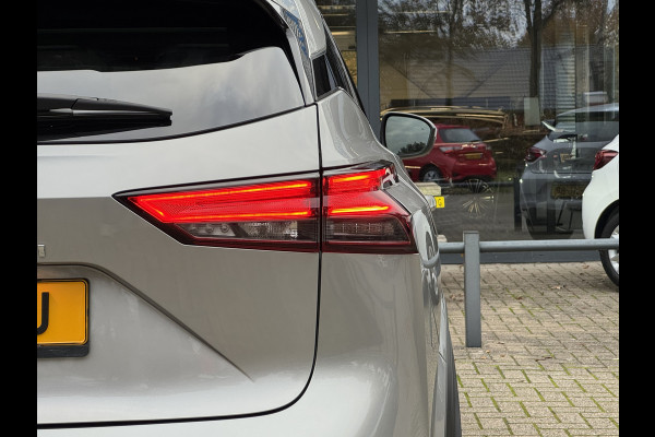 Nissan QASHQAI 1.3 MHEV Premiere Edition Panoramadak/Trekhaak/Clima/LED/Cruise/LM-Velgen
