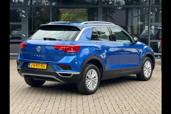 Volkswagen T-Roc 1.0 TSI Style Navigatie/Cruise/Clima/LM-Velgen/Apple-Android/Audio