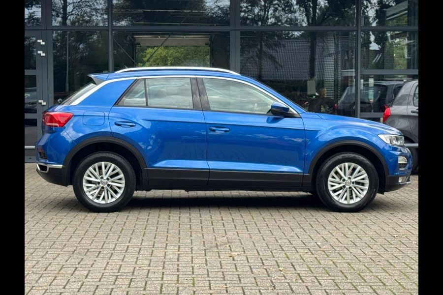 Volkswagen T-Roc 1.0 TSI Style Navigatie/Cruise/Clima/LM-Velgen/Apple-Android/Audio