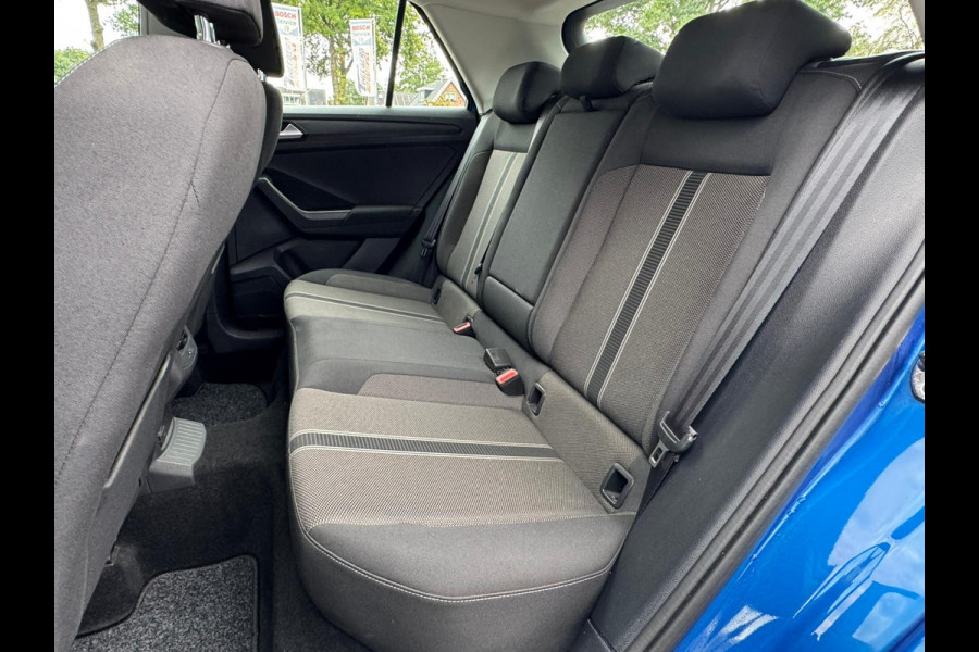 Volkswagen T-Roc 1.0 TSI Style Navigatie/Cruise/Clima/LM-Velgen/Apple-Android/Audio