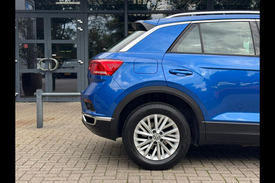 Volkswagen T-Roc 1.0 TSI Style Navigatie/Cruise/Clima/LM-Velgen/Apple-Android/Audio