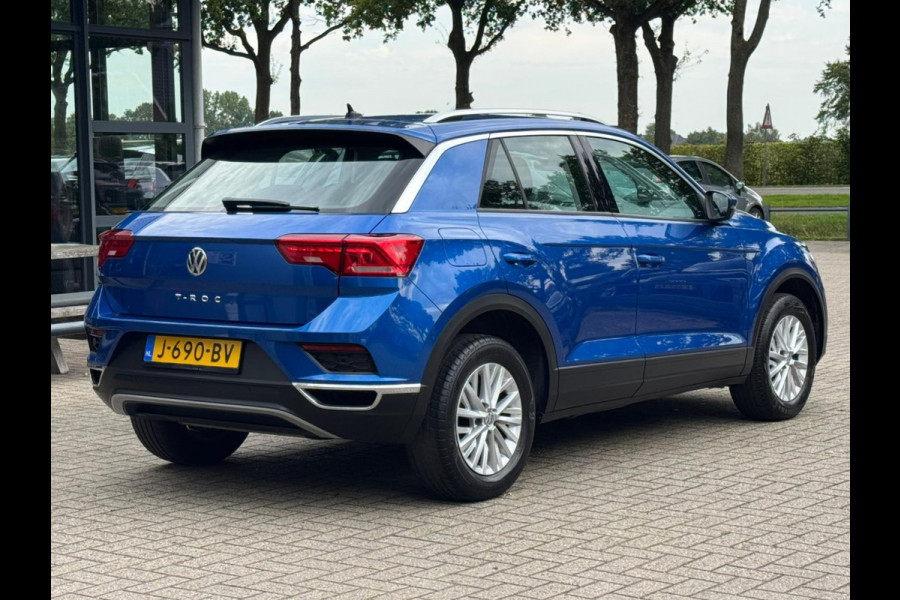 Volkswagen T-Roc 1.0 TSI Style Navigatie/Cruise/Clima/LM-Velgen/Apple-Android/Audio