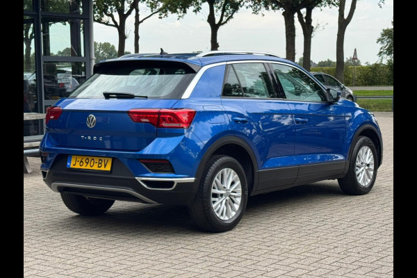 Volkswagen T-Roc 1.0 TSI Style Navigatie/Cruise/Clima/LM-Velgen/Apple-Android/Audio