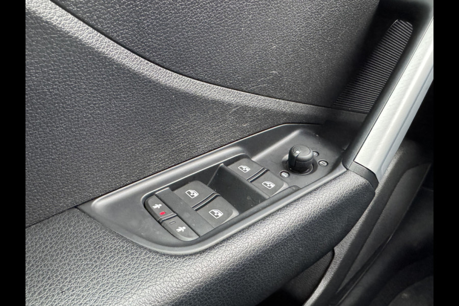 Audi Q2 30 TFSI epic Navigatie/Climate control/Cruise/LM-Velgen/Audio