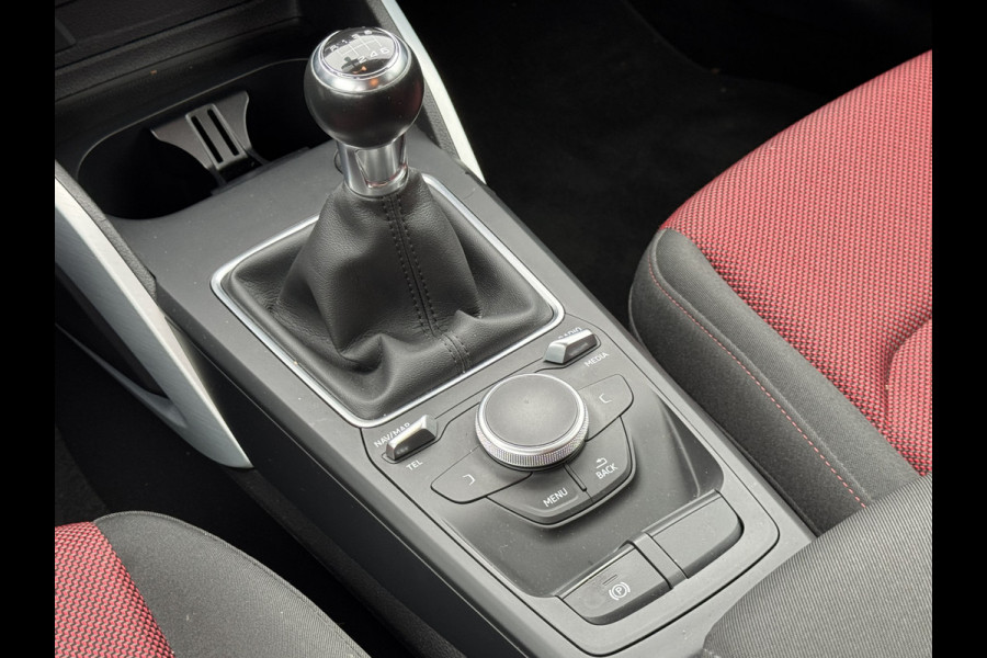 Audi Q2 30 TFSI epic Navigatie/Climate control/Cruise/LM-Velgen/Audio