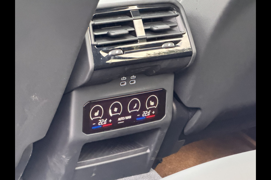 BMW 5 Serie Touring 540d xDrive M-Sport FULL OPTION Leer/Pano/Camera/Trekhaak/ 21 inch