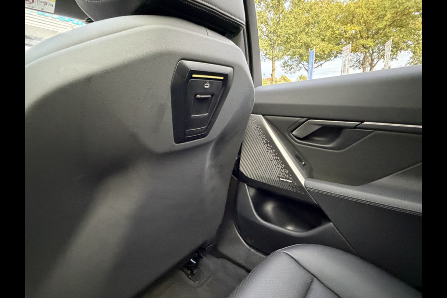 BMW 5 Serie Touring 540d xDrive M-Sport FULL OPTION Leer/Pano/Camera/Trekhaak/ 21 inch