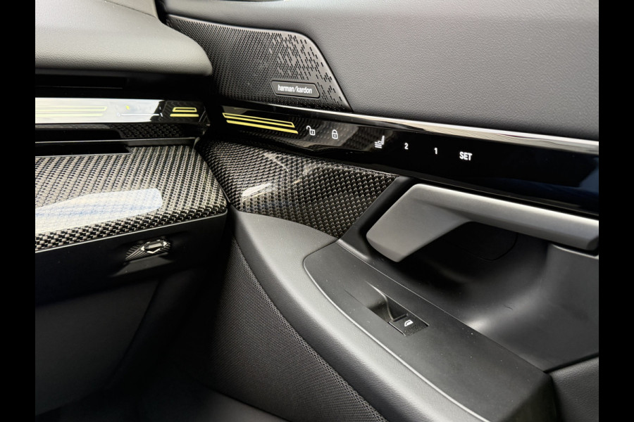 BMW 5 Serie Touring 540d xDrive M-Sport FULL OPTION Leer/Pano/Camera/Trekhaak/ 21 inch