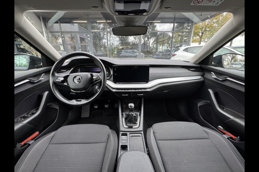 Škoda Octavia Combi 1.0 TSI Business Edition Virtual/Trekhaak/Clima/Navi/LED/Cruise/LM-Velgen