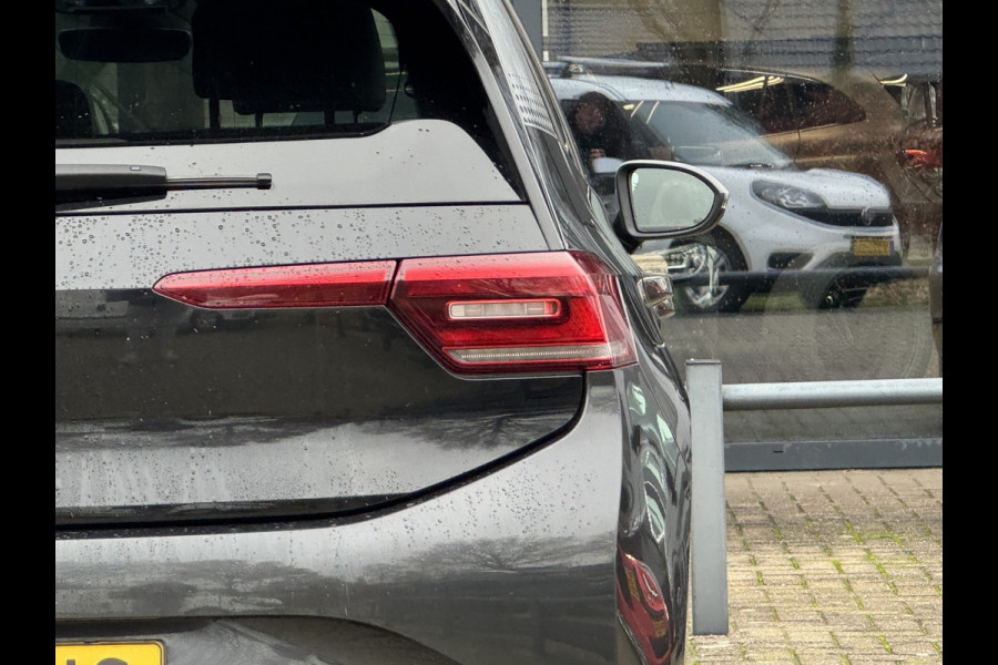 Volkswagen ID.3 First Plus 58 kWh LED/Clima/Cruise/Navi/Camera/LM-Velgen