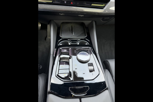 BMW 5 Serie Touring 540d xDrive FULL OPTION Leer/Pano/Camera/Trekhaak/ 21 inch