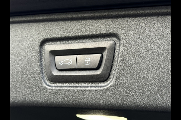 BMW 5 Serie Touring 540d xDrive FULL OPTION Leer/Pano/Camera/Trekhaak/ 21 inch