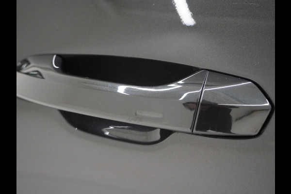 Audi A6 Avant 55 TFSI e quattro Competition | Panoramadak | RS Stoelen | Chameleon | Sfeerverlichting | Adaptive Cruise