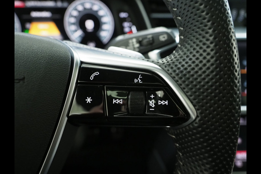 Audi A6 Avant 55 TFSI e quattro Competition | Panoramadak | RS Stoelen | Chameleon | Sfeerverlichting | Adaptive Cruise