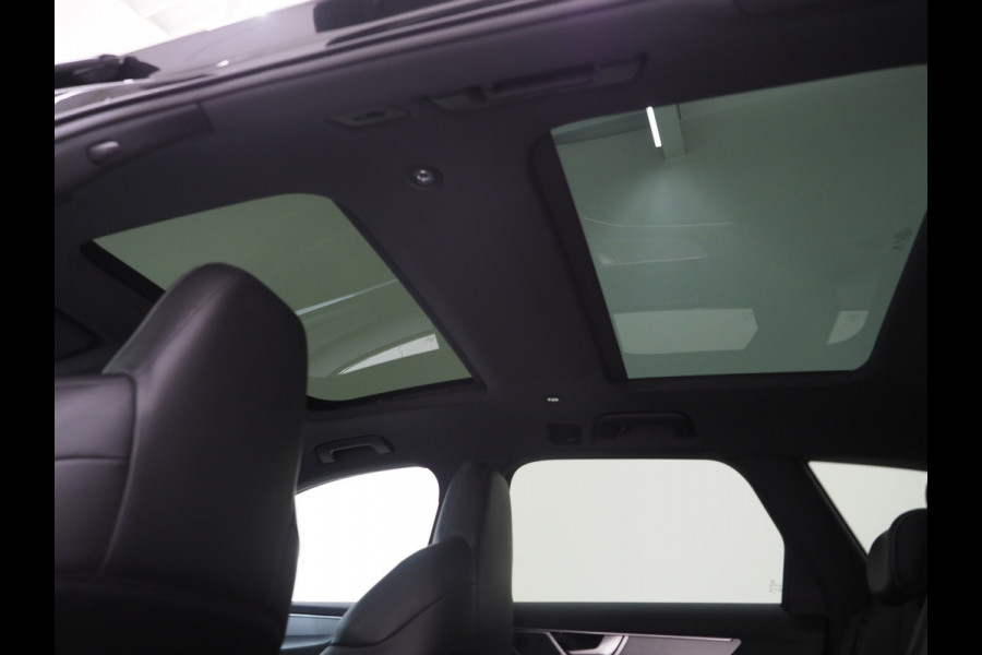 Audi A6 Avant 55 TFSI e quattro Competition | Panoramadak | RS Stoelen | Chameleon | Sfeerverlichting | Adaptive Cruise