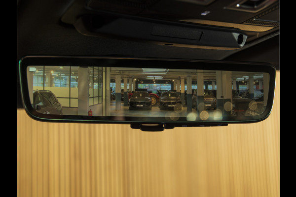 Land Rover Defender 110 2.0 P300e 110 X-Dynamic HSE ROOD LEDER