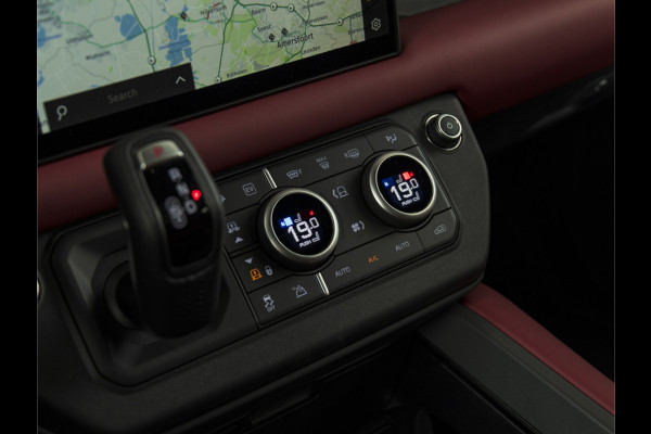 Land Rover Defender 110 2.0 P300e 110 X-Dynamic HSE ROOD LEDER