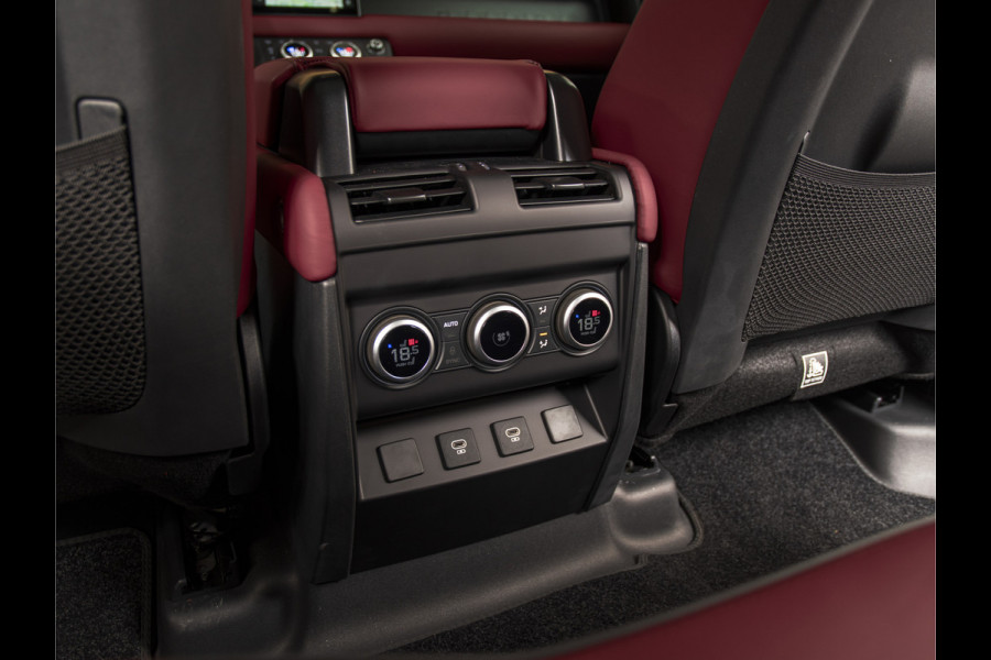 Land Rover Defender 110 2.0 P300e 110 X-Dynamic HSE ROOD LEDER
