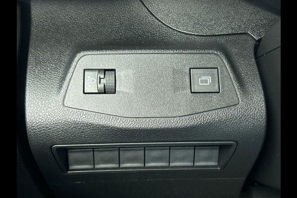 Peugeot Partner 1.5 BlueHDi 100 S&S L2 Navigatie Apple Carplay / Android Auto DAB trekhaak Cruise Control Airco Houten bekleding laadruimte