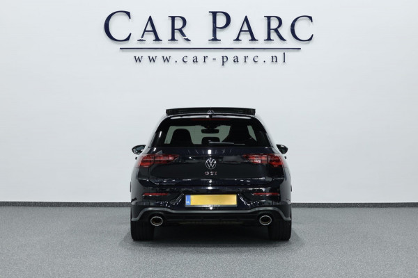 Volkswagen Golf 2.0 TSI GTI Clubsport 420+PK IQ/PANO/HUD/HALF LEER+ALCANTARA+S.VERWARMING/19"/CAM/LINE/ACC/ECC/12 MND GARANTIE!