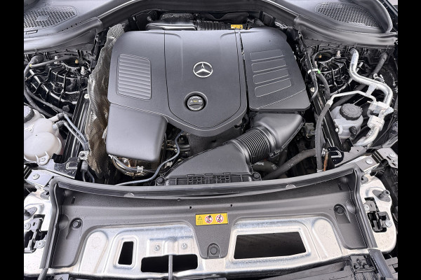 Mercedes-Benz GLC GLC 300 e 4M AMG Line | Luchtvering Achteras Trekhaak Burmester Head-Up Memory