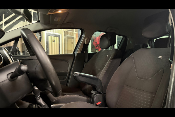 Renault Clio 1.2 TCe Intens AUTOMAAT|PARKEERSENSOREN|NAVI|LED