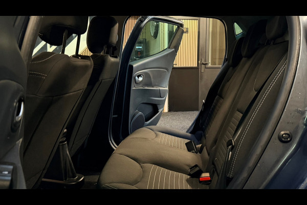 Renault Clio 1.2 TCe Intens AUTOMAAT|PARKEERSENSOREN|NAVI|LED