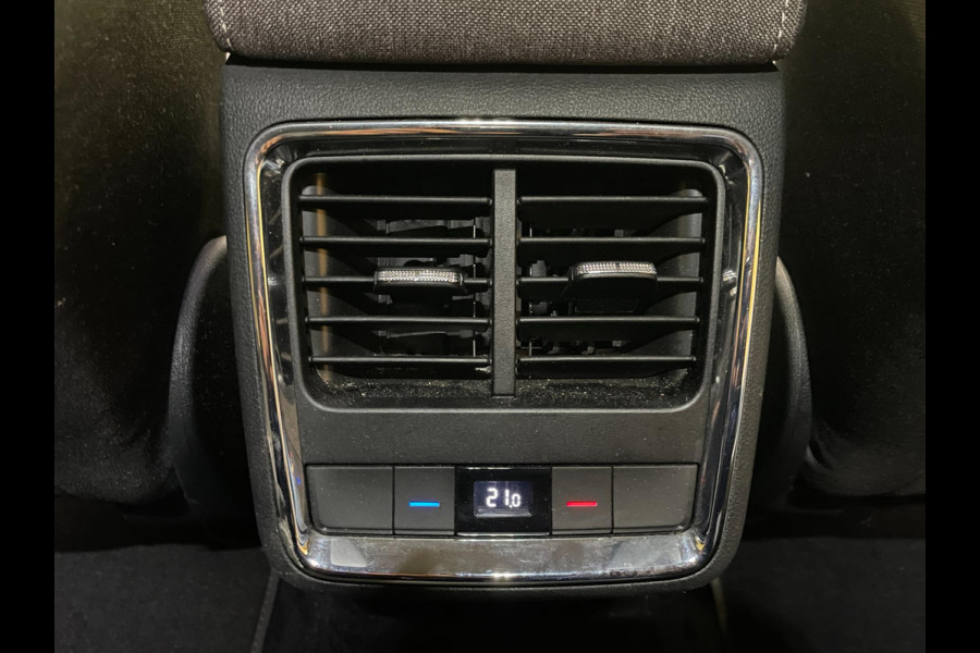 Škoda ENYAQ iV 60 First Edition|TREKHAAK|ELEK. INTERIEUR|STOEL- ,STUURVERW.|ACC|CARPLAY|CAMERA|NAVI|INCL. BTW|1e EIG.|NL- AUTO|