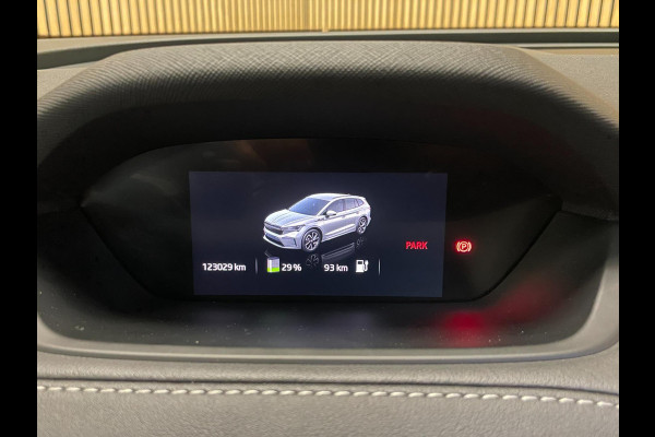 Škoda ENYAQ iV 60 SPORTLINE|TREKHAAK|AMBIENT LIGHT|KUIPSTOEL|CARPLAY|CAMERA|ACC|STUURVERW.|INCL.BTW|NL-AUTO|1e EIG.|NAP|