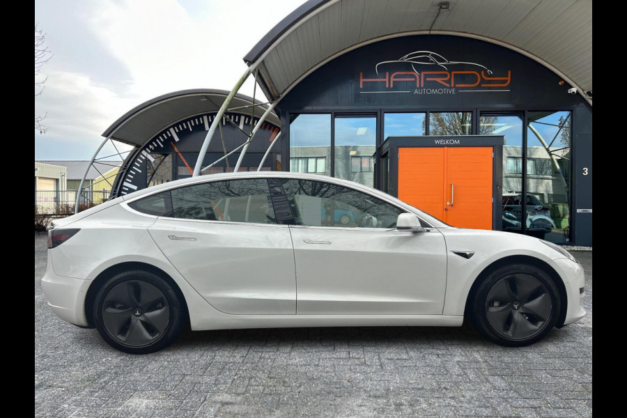 Tesla Model 3 Standard RWD Plus 60 kWh 87% SOH 1e Eigenaar NL-Auto