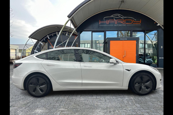 Tesla Model 3 Standard RWD Plus 60 kWh 87% SOH 1e Eigenaar NL-Auto