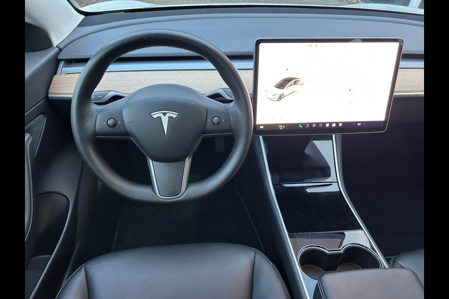 Tesla Model 3 Standard RWD Plus 60 kWh 87% SOH 1e Eigenaar NL-Auto