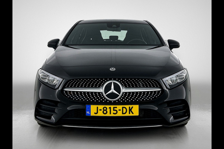Mercedes-Benz A-Klasse 160 Advantage | AMG-line | Achteruitrijcamera | Lichtmetalen velgen | Navigatie | Parking support | Inclusief 24 maanden MB Certified garantie voor Europa.