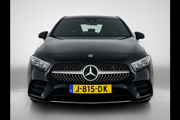 Mercedes-Benz A-Klasse 160 Advantage | AMG-line | Achteruitrijcamera | Lichtmetalen velgen | Navigatie | Parking support | Inclusief 24 maanden MB Certified garantie voor Europa.